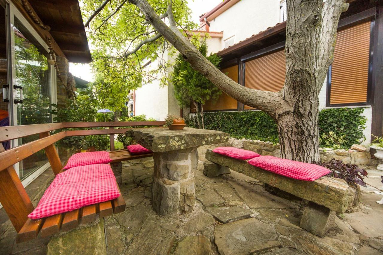 Apartments Baredi Izola Bagian luar foto